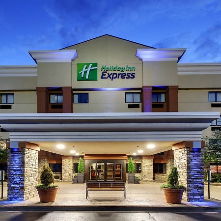 Holiday Inn Express Hotel Fort Campbell-Oak Grove By Ihg Exterior photo