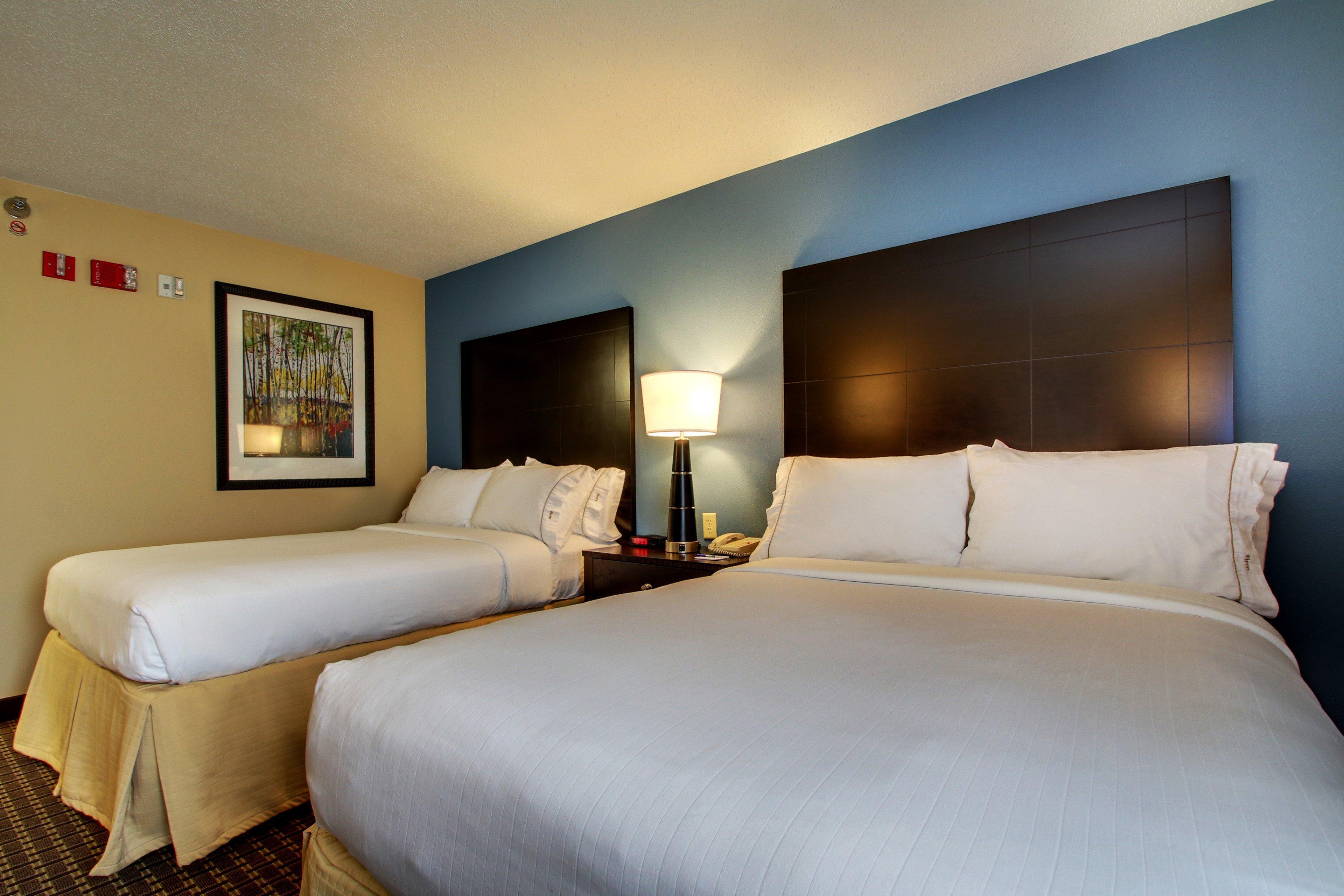 Holiday Inn Express Hotel Fort Campbell-Oak Grove By Ihg Exterior photo